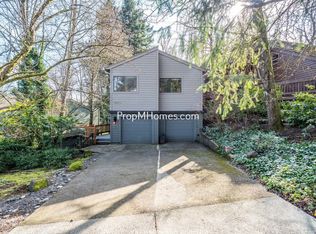 7 Adams Ct, Lake Oswego, OR 97035