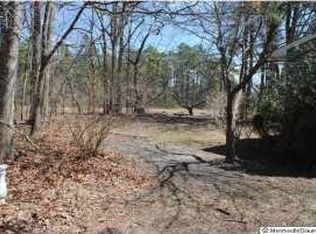 11 Swift Ct, Medford, NJ 08055