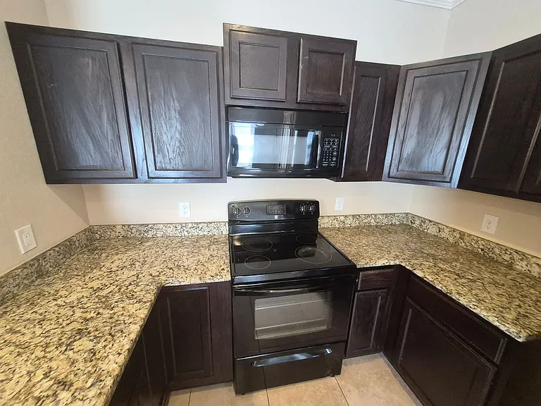 6618 Arancione Ave #101 — Photo 6