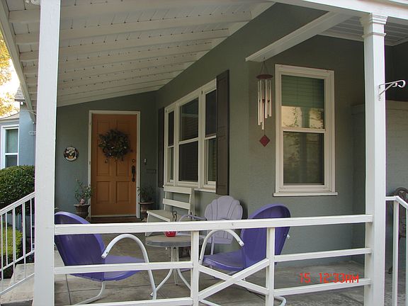 wrap around porch