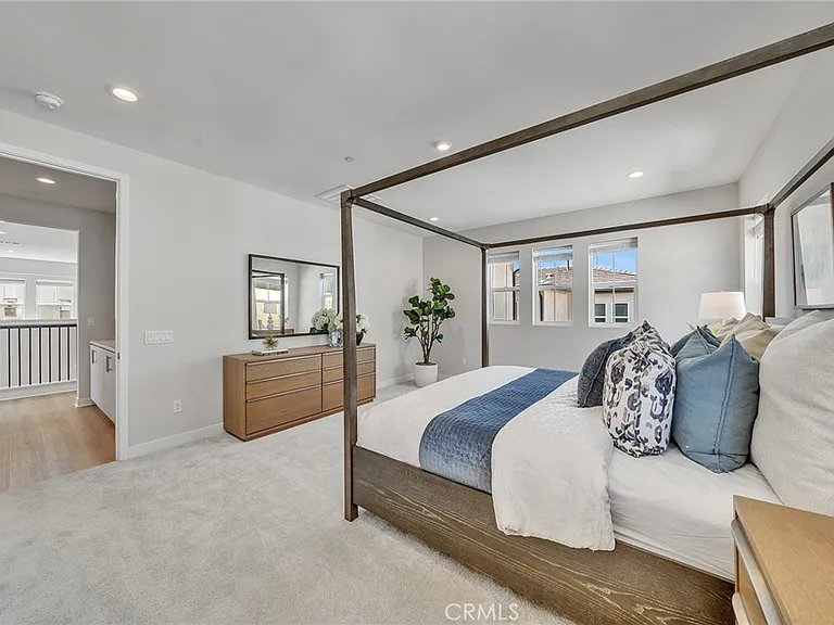 141 Edna Pkwy — Photo 50