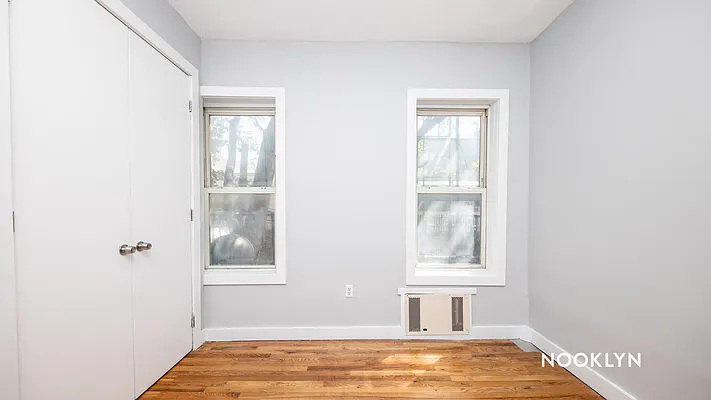 Rented by Nooklyn NYC LLC | media 9