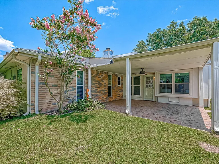 2922 Lakefield Way — Photo 36