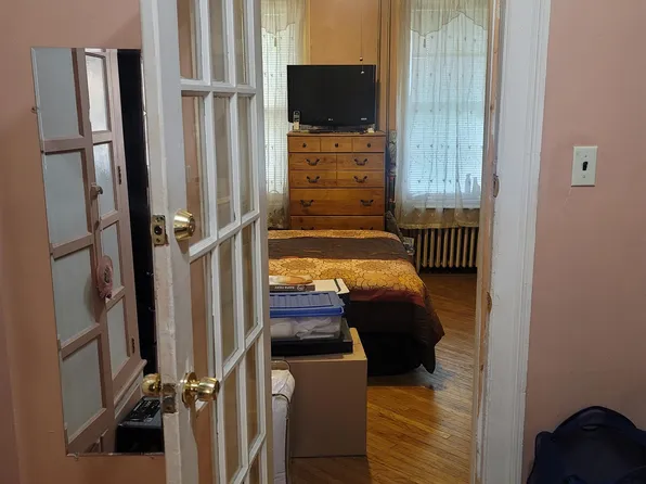 774 Grand Street image 18 of 40