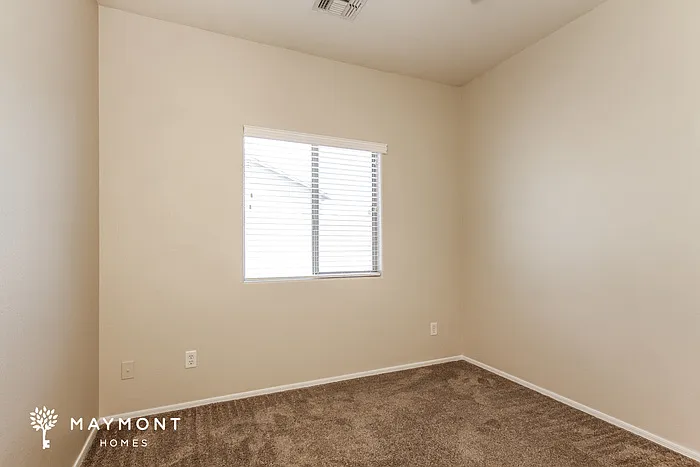 13932 N 146th Ct — Photo 9