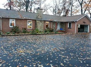 60 Ronda Ln, Indiana, PA 15701