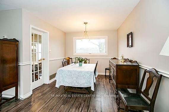 5th image of 125 Madoc Dr