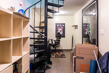 Rented by Rennit Inc.