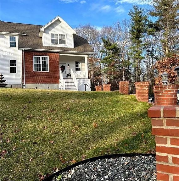 207 John Scott Blvd #B — Photo 20