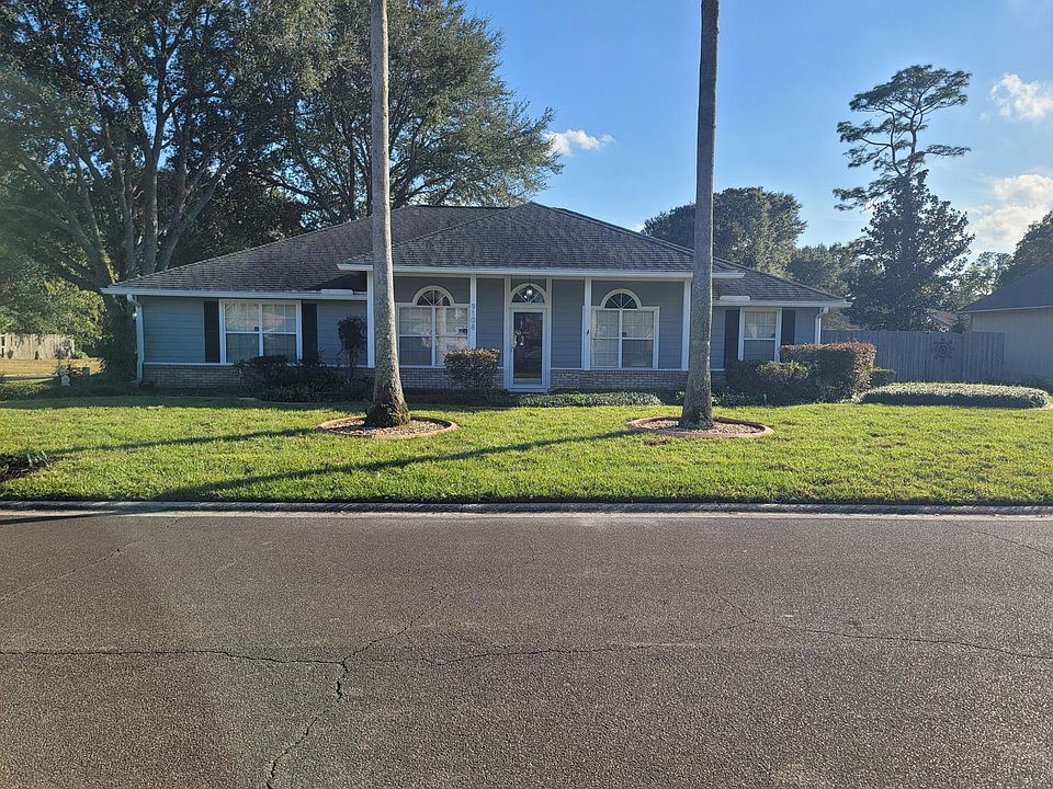 1st image of 9108 Camshire Dr