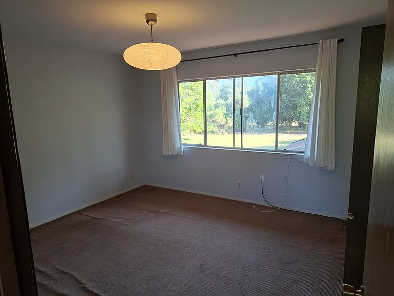 14407 Kingsley Ave — Photo 16