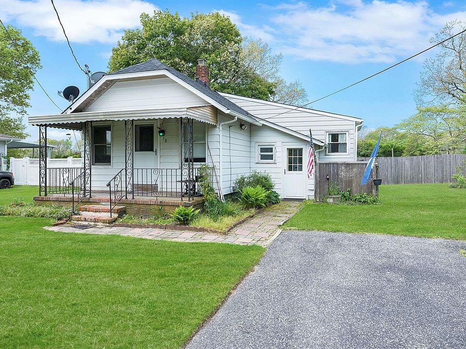 1st image of 78 N Paquatuck Avenue