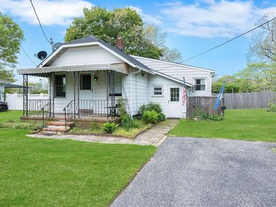 78 N Paquatuck Avenue, East Moriches, NY, 11940