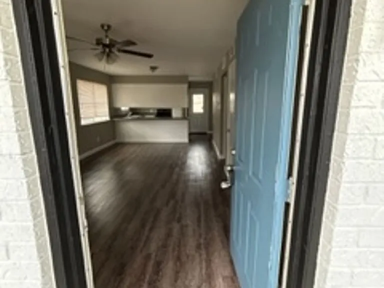 400 Donnell Dr — Photo 5