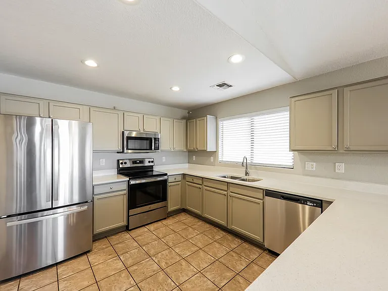 13331 W Boca Raton Rd — Photo 7