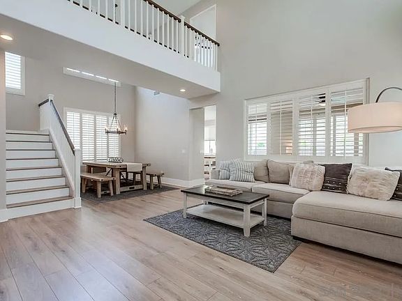 4th image of 11219 Hunter Green Ct