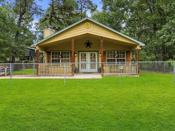 819 Hidden Oaks Dr, Pointblank, TX 77364