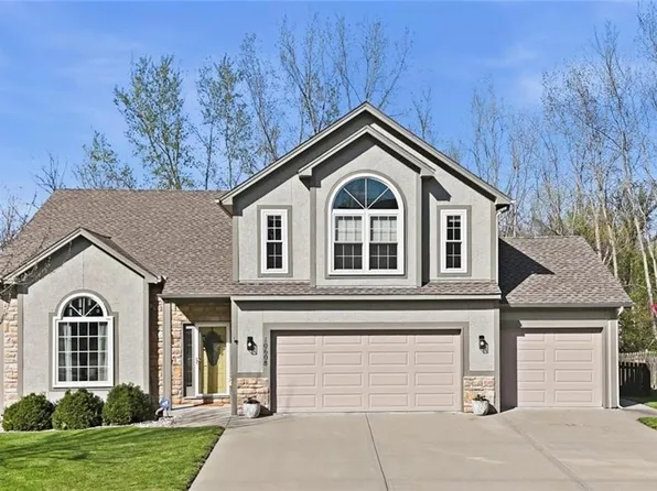 10608 NE 102nd Ter, Kansas City, MO 64157