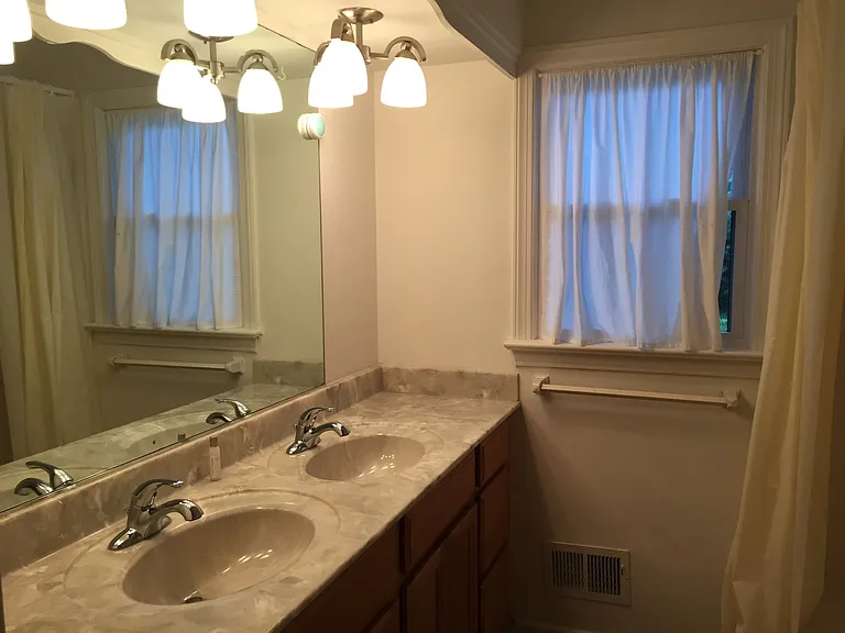 1408 Dermott Ave — Photo 21