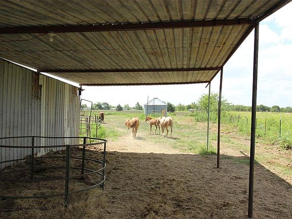 5th image of 10932 County Road 109
