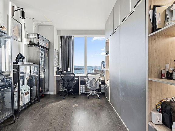 2nd image of 252 South St #47B