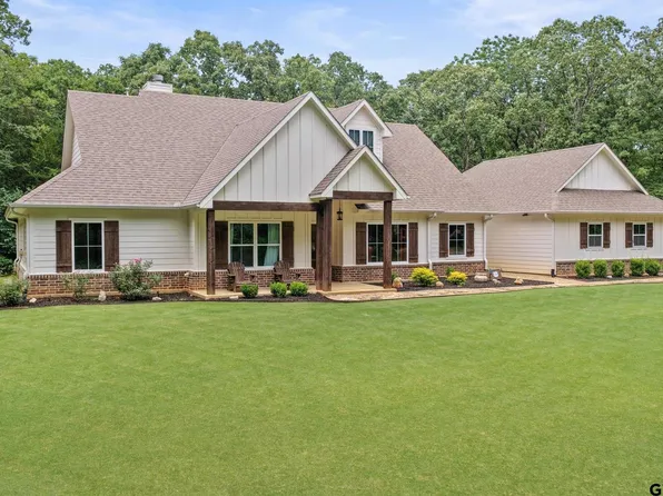 256 County Road 4224, Mount Pleasant, TX 75455