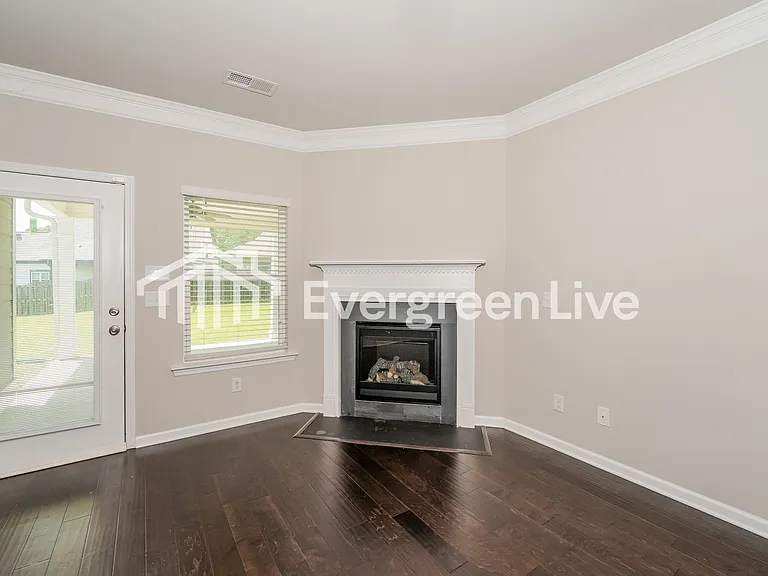 4140 Overlook Cir — Photo 3