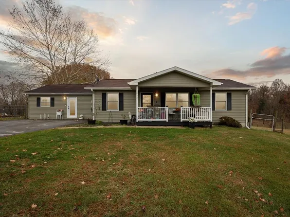 19245 Saturn Dr, Abingdon, VA 24211