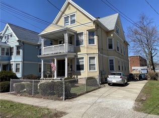 81 Smith St, West Haven, CT 06516