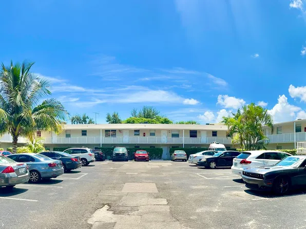 1733 3rd Ave N APT 7, Lake Worth, FL 33460