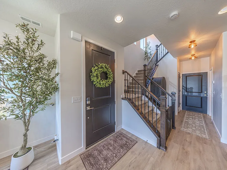 3758 S 3300 W — Photo 8