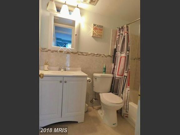 5th image of 5602 Bloomfield Dr APT 203