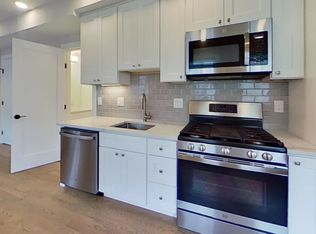 11 Rush St #1, Somerville, MA 02145
