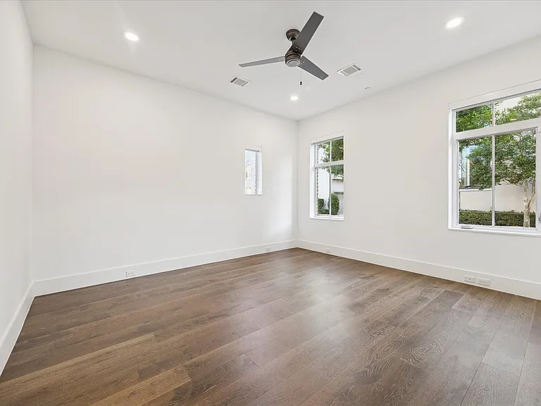 1430 Lake Pointe Pkwy — Photo 18