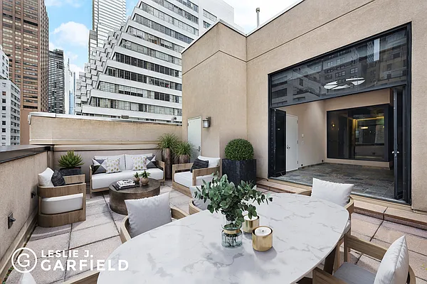 Rented by Leslie J. Garfield | media 16