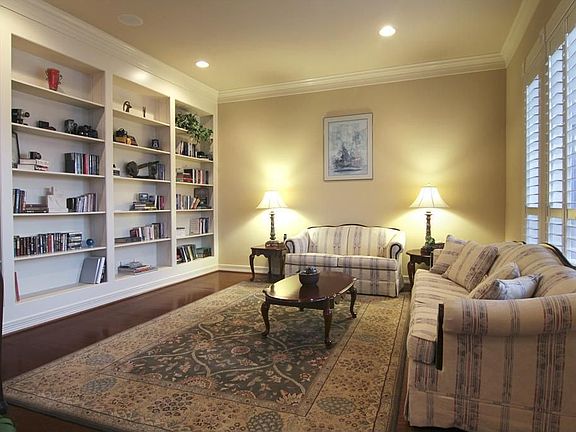 3rd image of 3972 Pebble Brook Dr