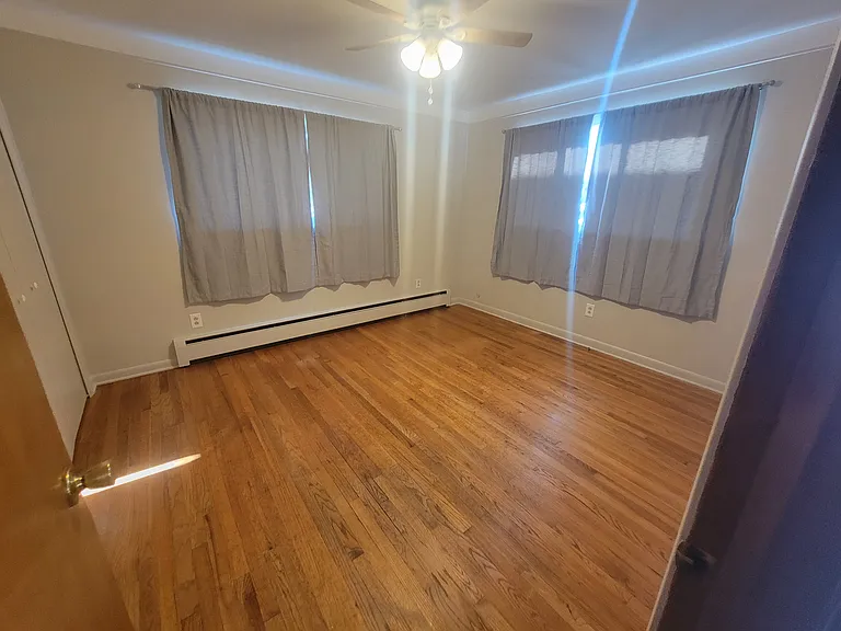 15249 E Nine Mile Rd #4 — Photo 14