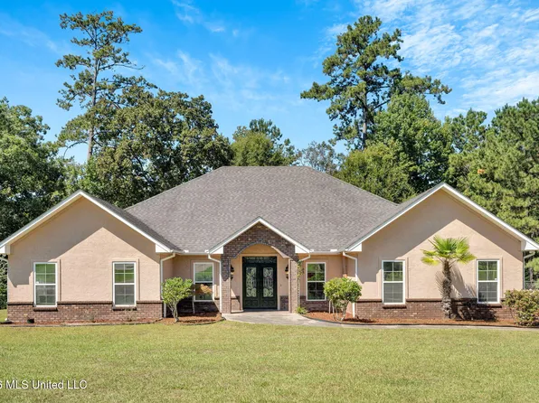 115 Village Ln, McComb, MS 39648