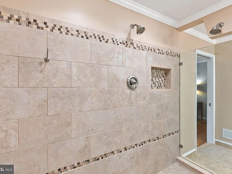 3125 Hannahs Pond Ln — Photo 35