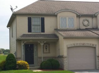 265 Eagle Dr, Ephrata, PA 17522