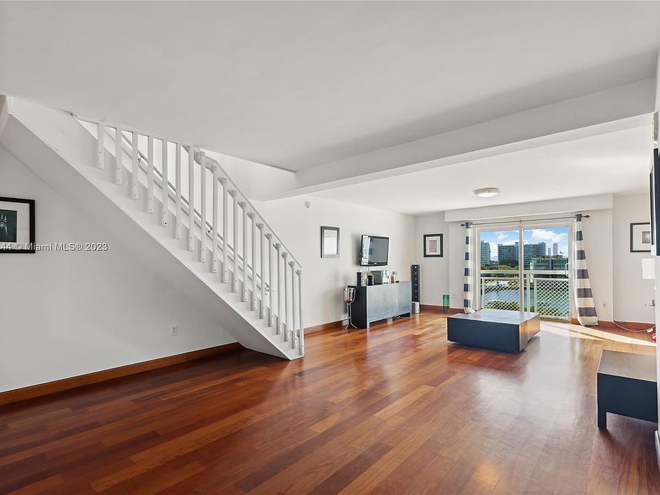 1st image of 1701 Sunset Harbor Dr APT L705