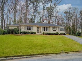 1986 Brookview Dr NW, Atlanta, GA 30318