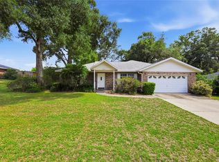 25249 SW 18th Ave, Newberry, FL 32669