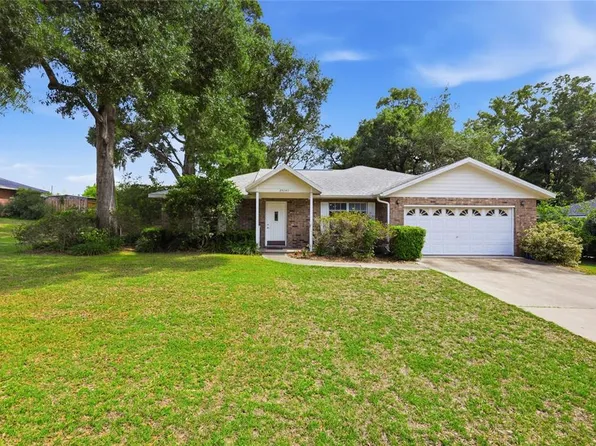 25249 SW 18th Ave, Newberry, FL 32669