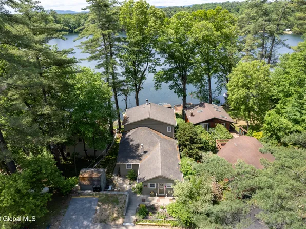 124 Sunnyside North, Queensbury, NY 12804