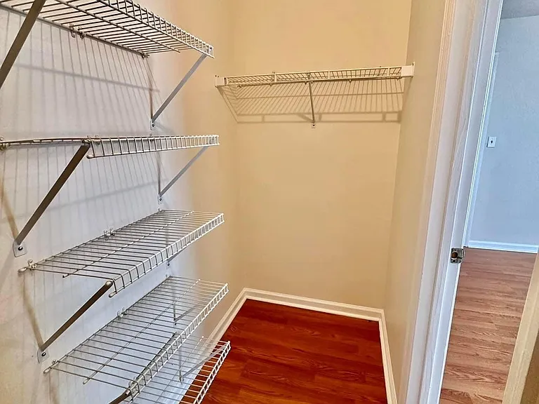217 Waterdown Dr #7 — Photo 8