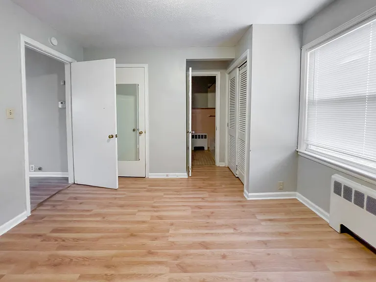 1518 W Main St #4 — Photo 8