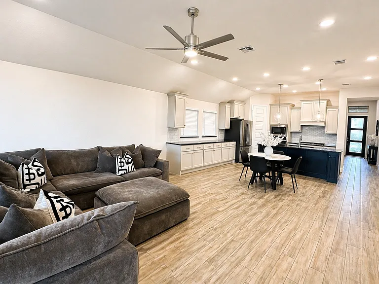 1841 Windward Way — Photo 8