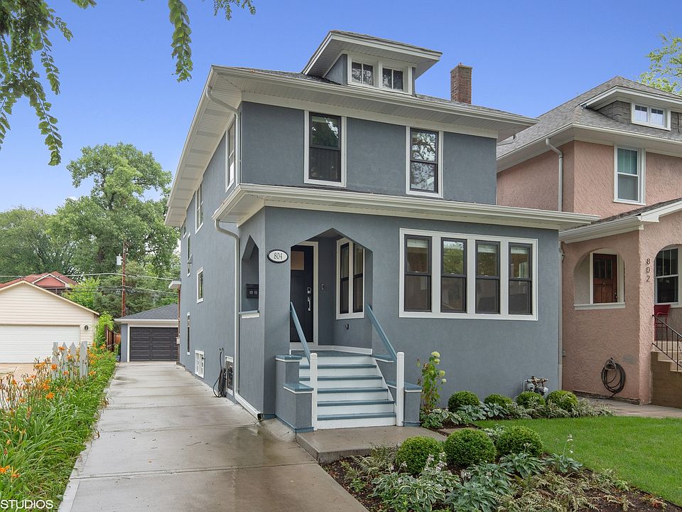 1st image of 804 Forest Ave