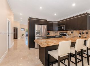 3233 W 76th Pl, Hialeah, FL 33018